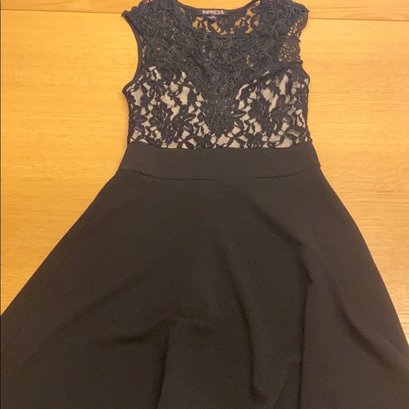 Black dress - Picture 1 of 4